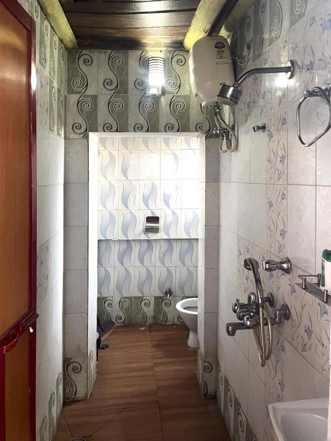 فاراناسي Shri Guest House المظهر الخارجي الصورة