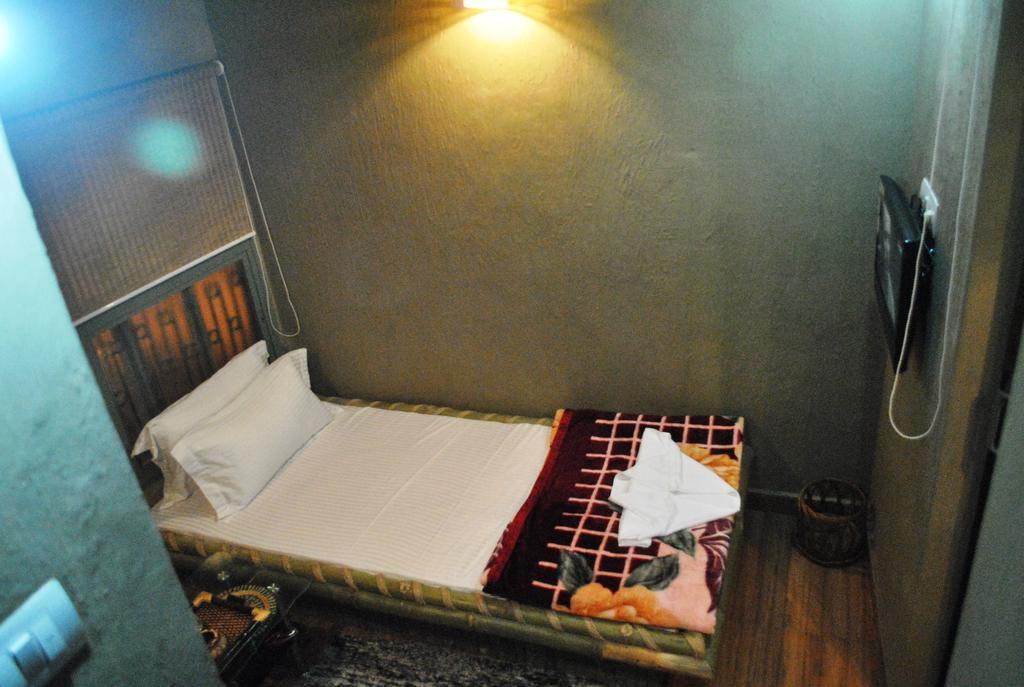 فاراناسي Shri Guest House الغرفة الصورة