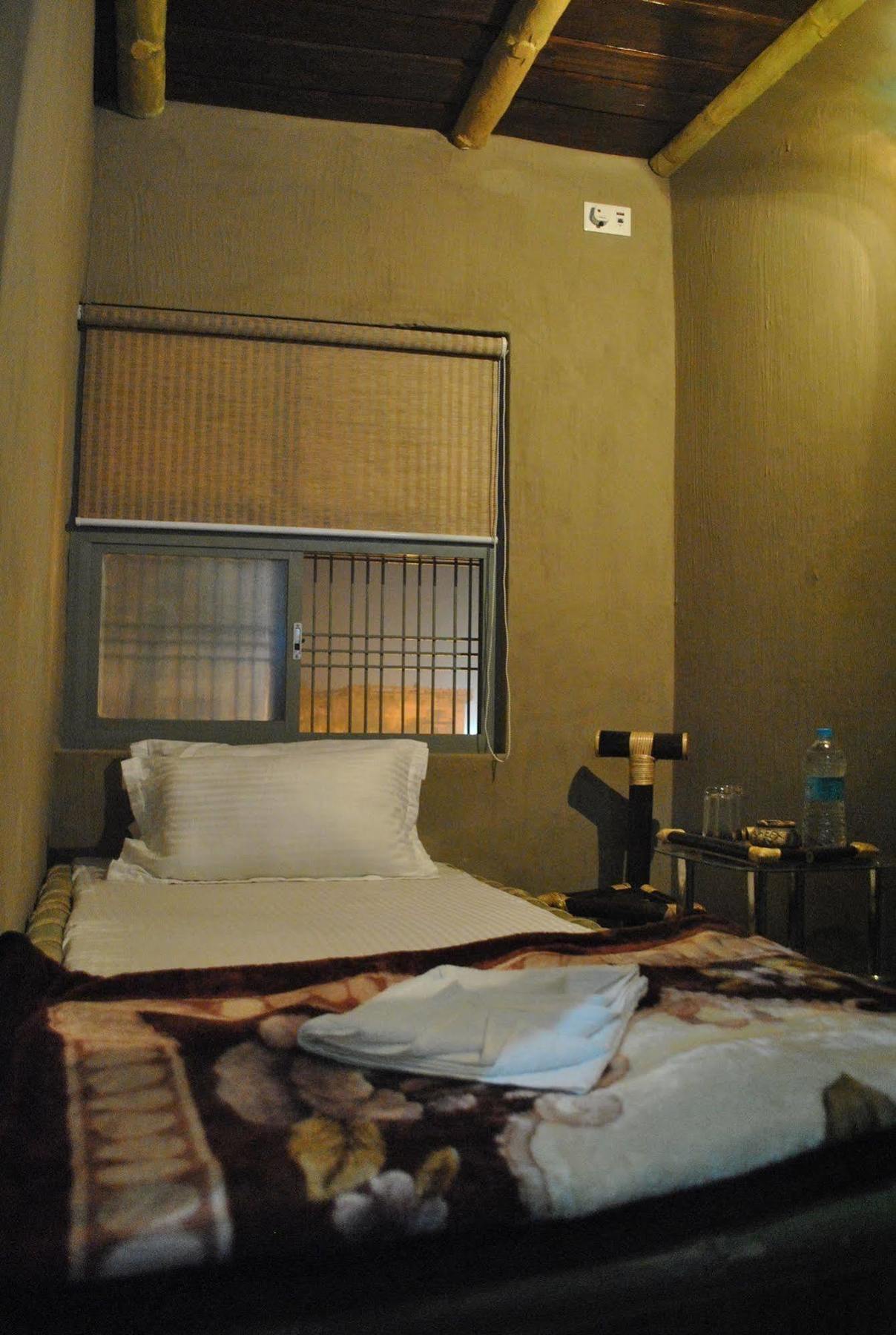 فاراناسي Shri Guest House المظهر الخارجي الصورة
