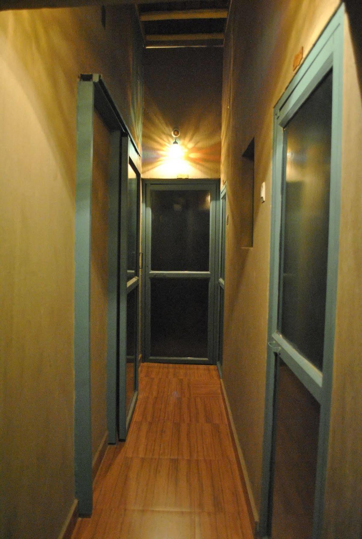 فاراناسي Shri Guest House المظهر الخارجي الصورة